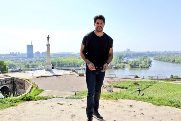 Burak Ozdživit