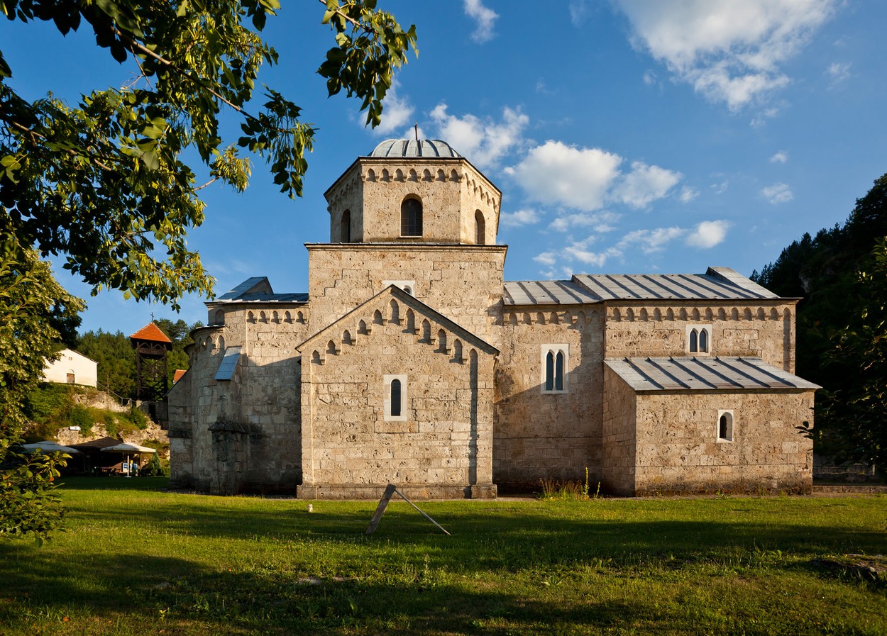 Manastir Gradac