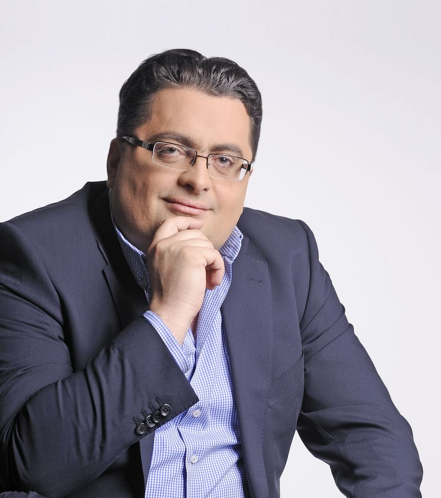 Dr Kenan Crnkić