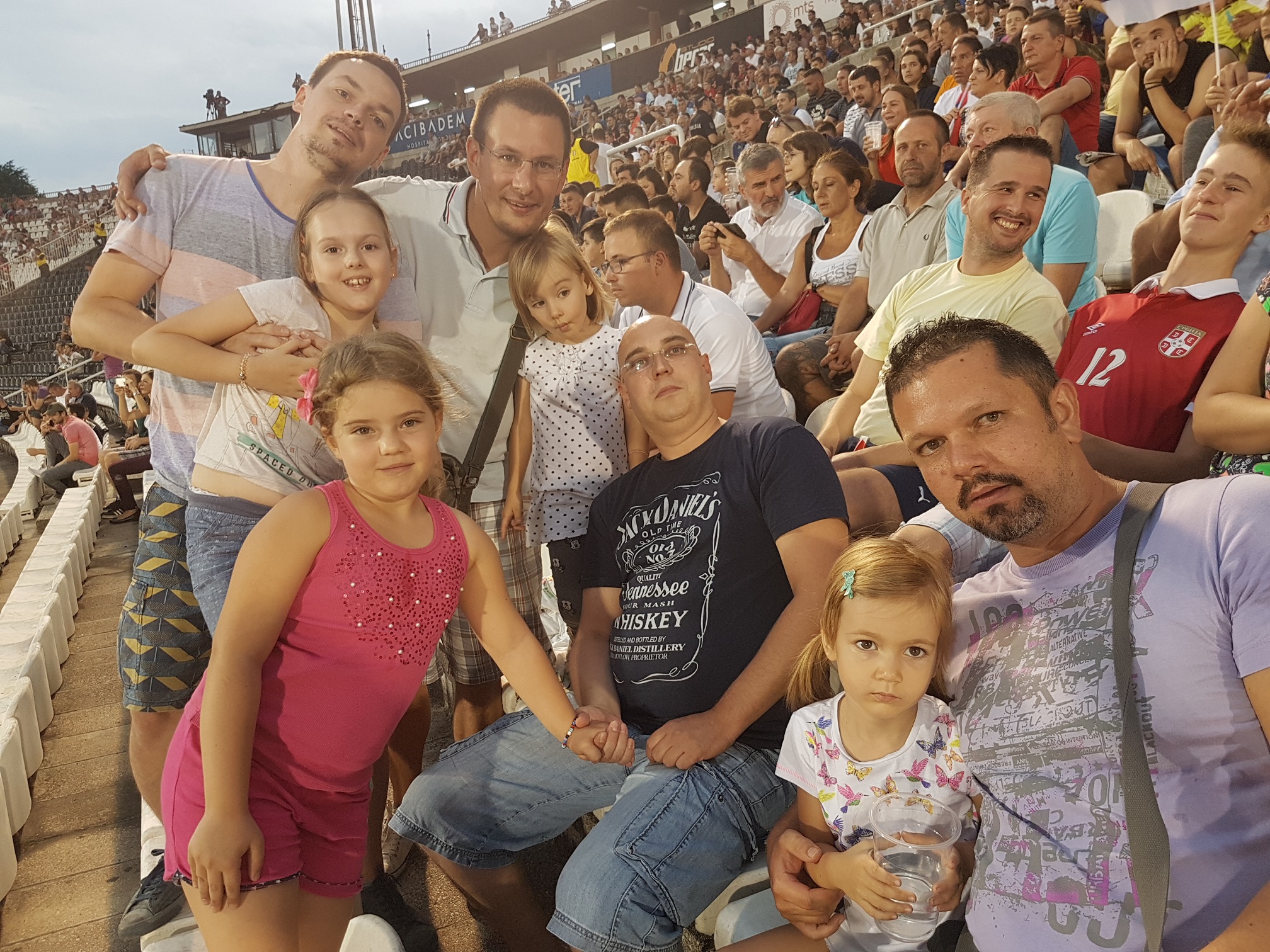 Devojčice sa tatama na fudbalu