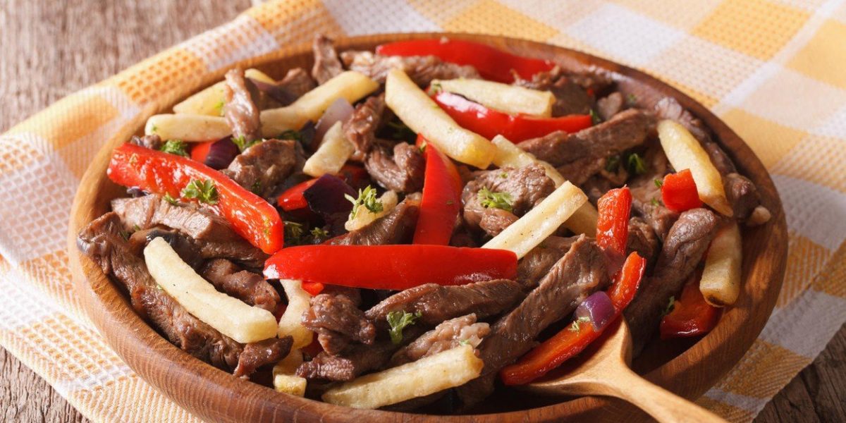 Lomo saltado