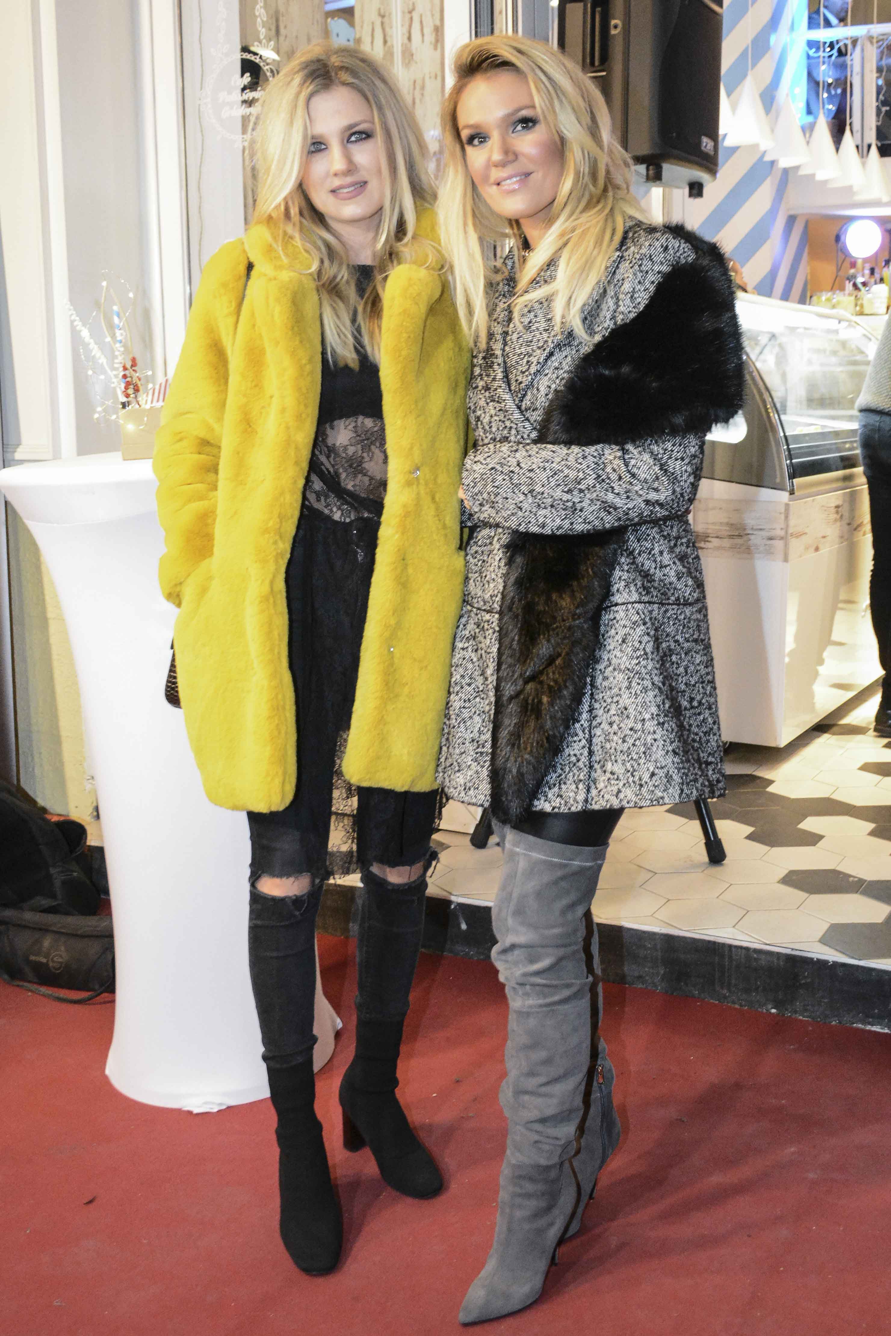 Lena Kovačević, Nevena Božović, promocija, singl Kafe