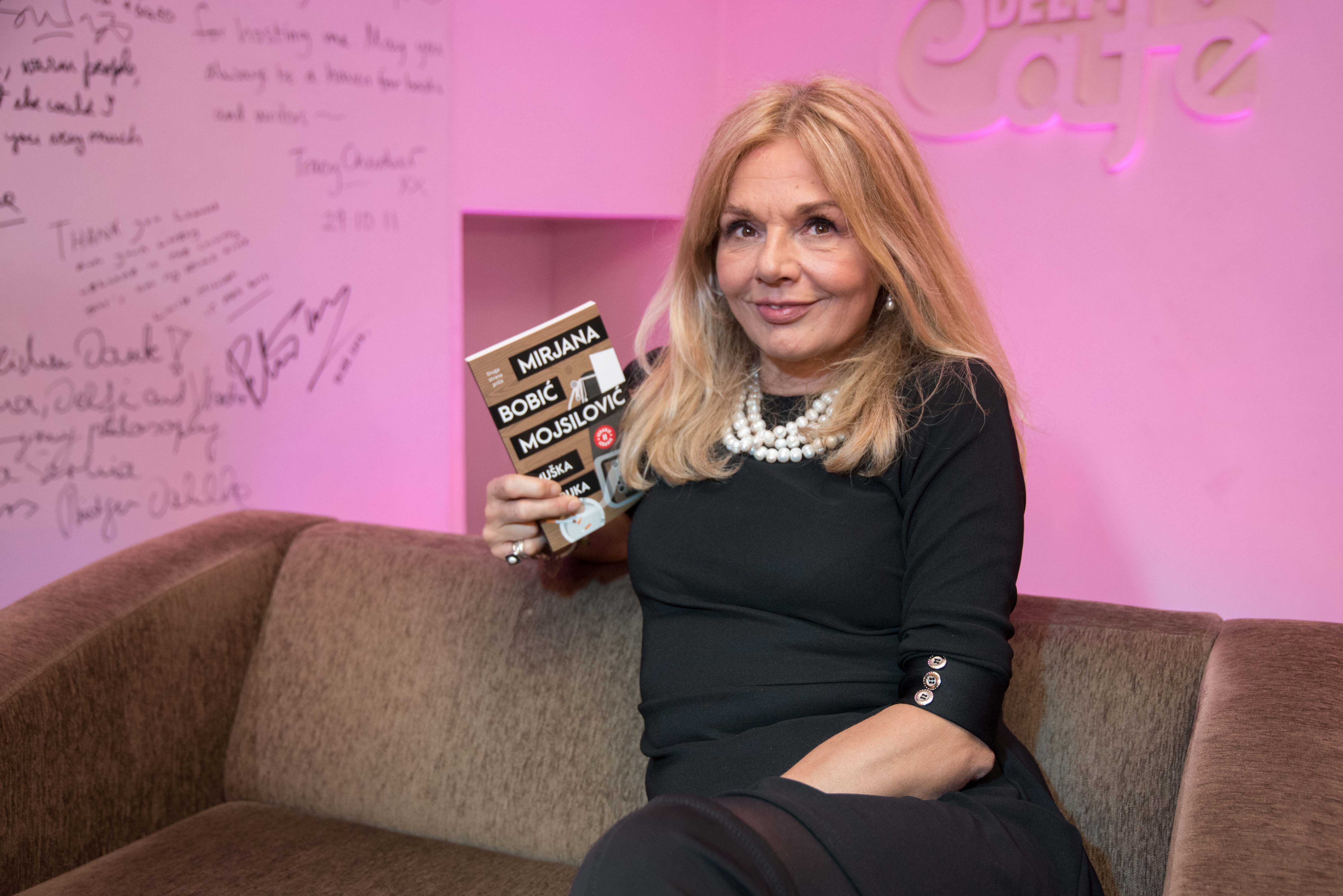 Mirjana Bobić Mojsilović, muška azbuka, knjiga, promocija