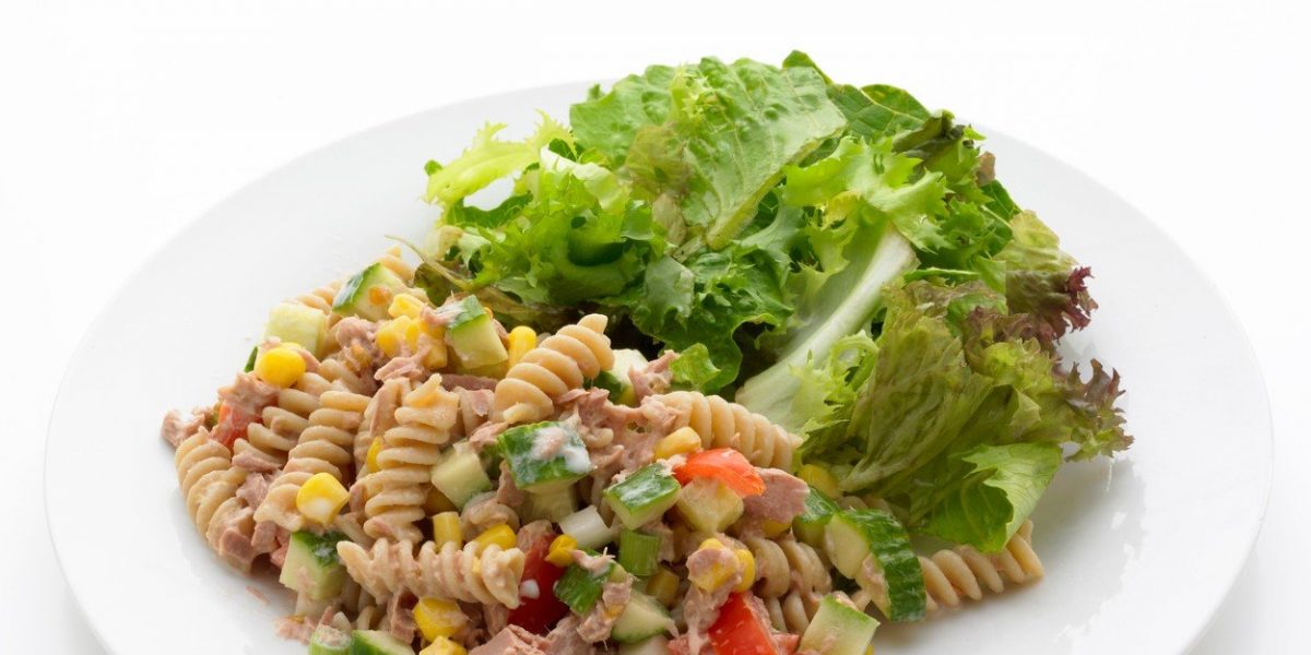 Pasta sa tunjevinom