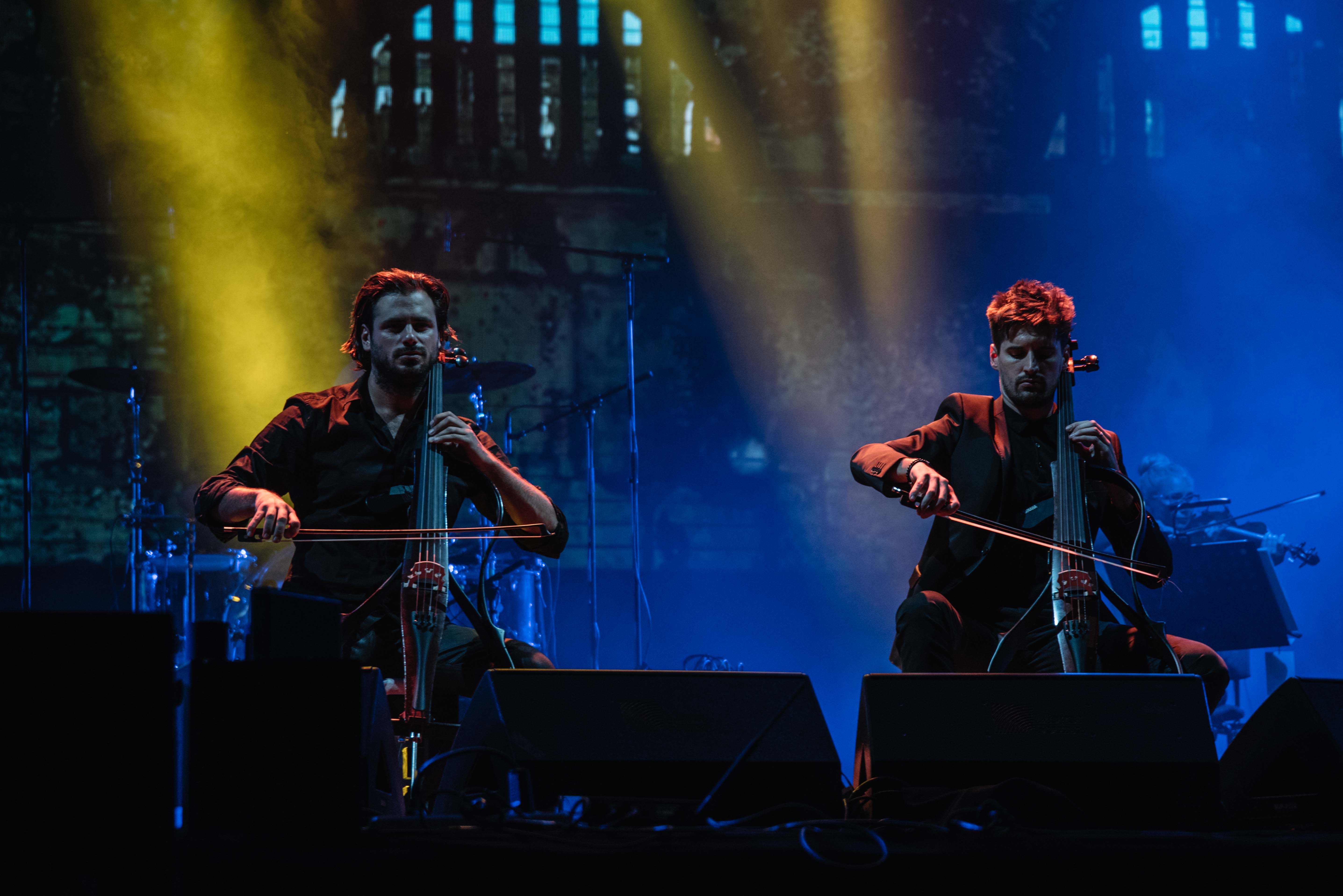 2cellos