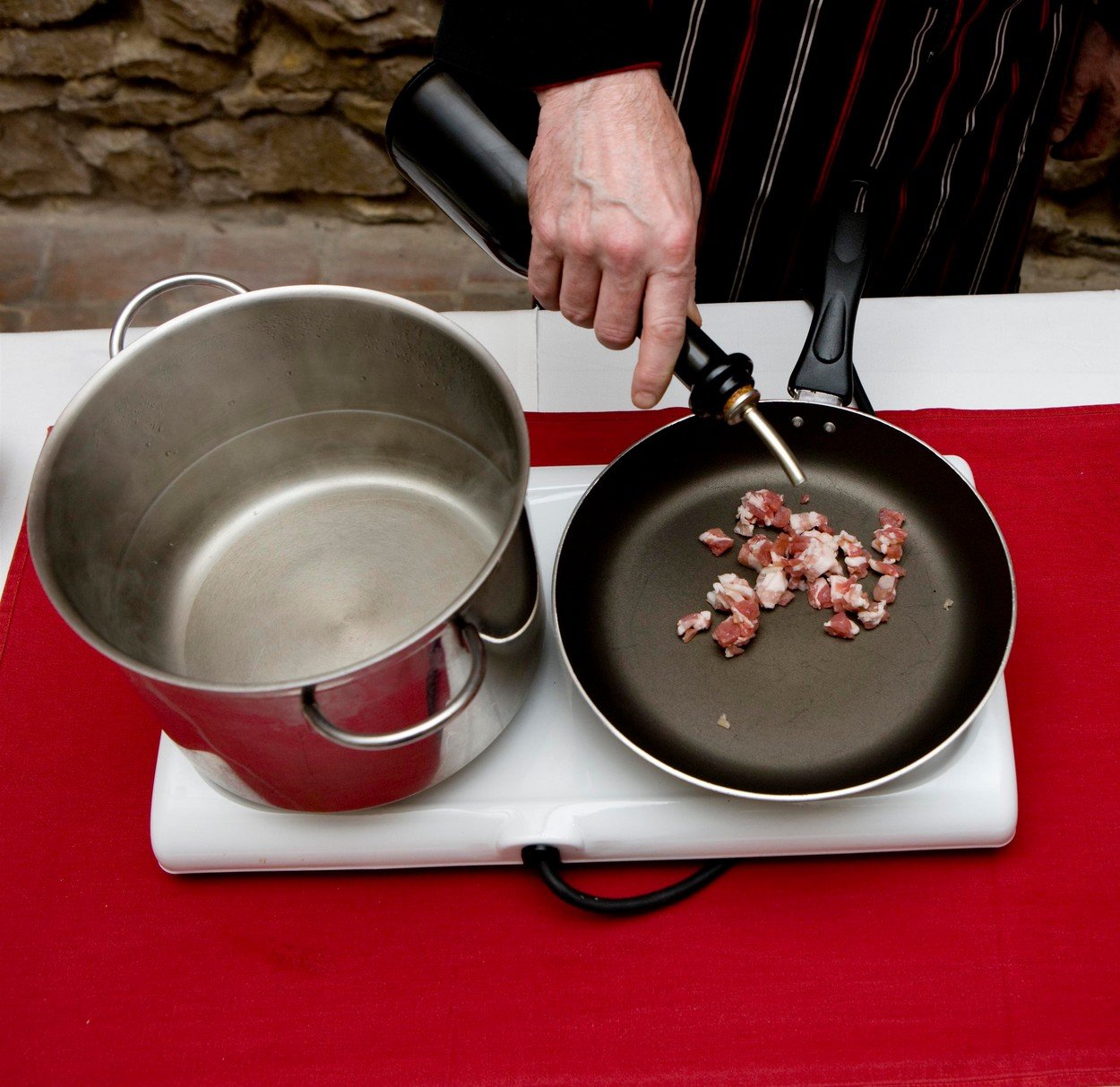 pasta karbonara, slanina, hrana